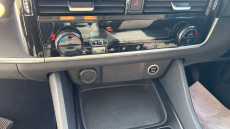 Nissan Qashqai 1.3 DiG-T MH 158 Acenta Premium 5dr Xtronic Petrol Hatchback